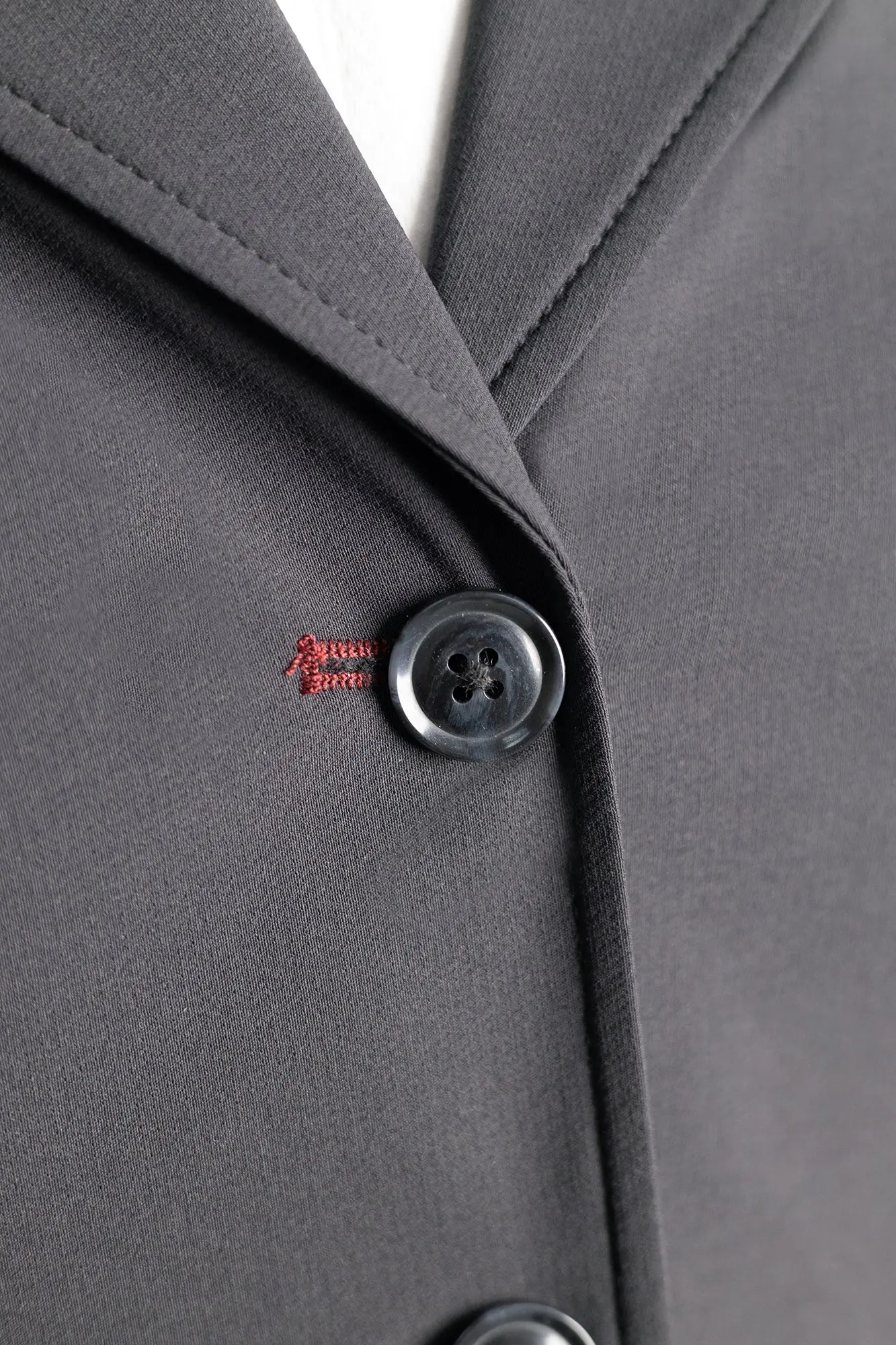 Grand Prix Ladies EQJ Classic 3 Button Show Jacket, Black with Burgundy Collar - Image 4