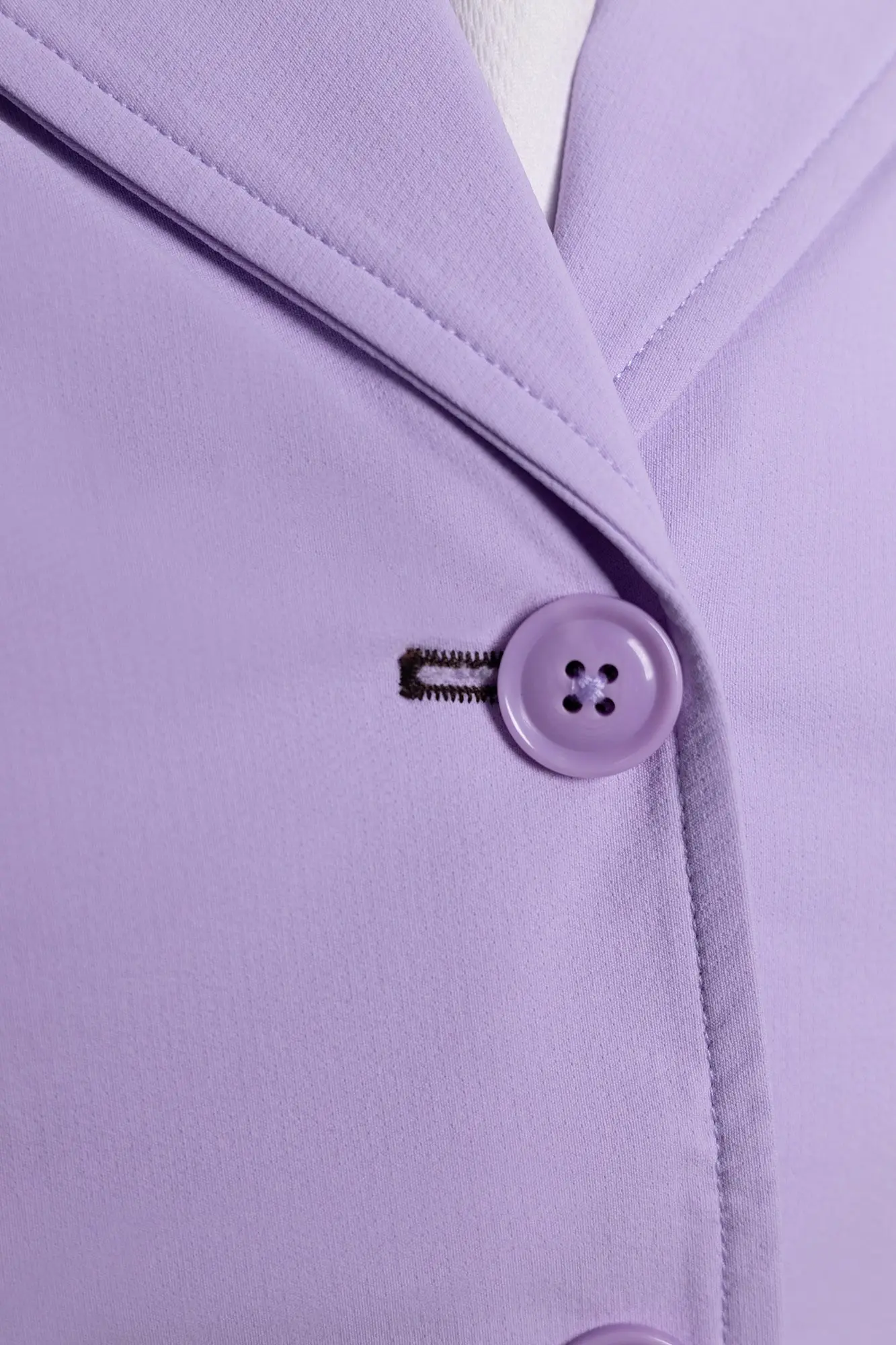 Grand Prix Ladies EQJ 3 Button Show Coat, Lilac with Chocolate Collar - Image 3