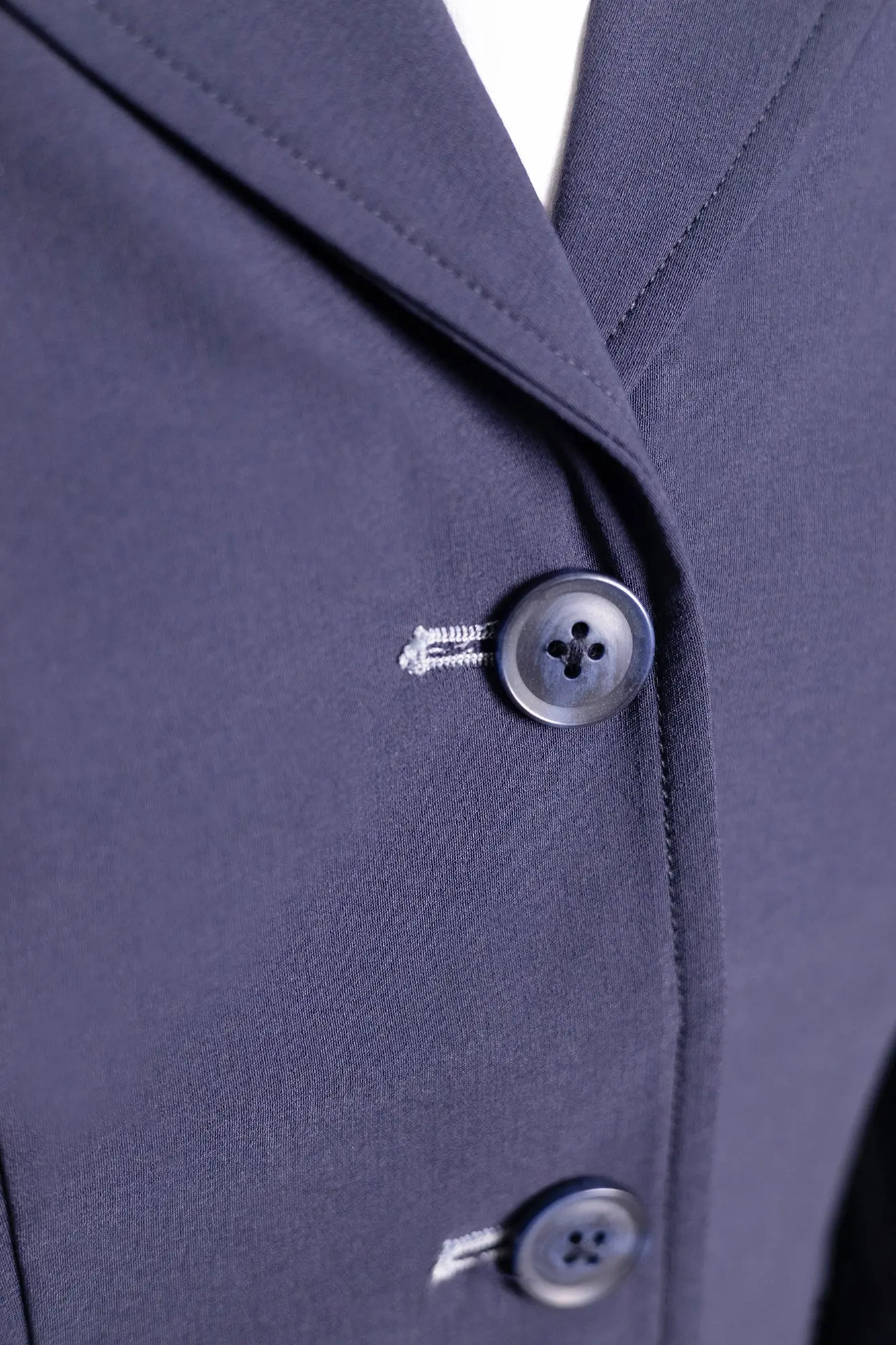 Grand Prix Ladies EQJ 3 Button Show Coat, Navy with Cadet Blue Collar - Image 3