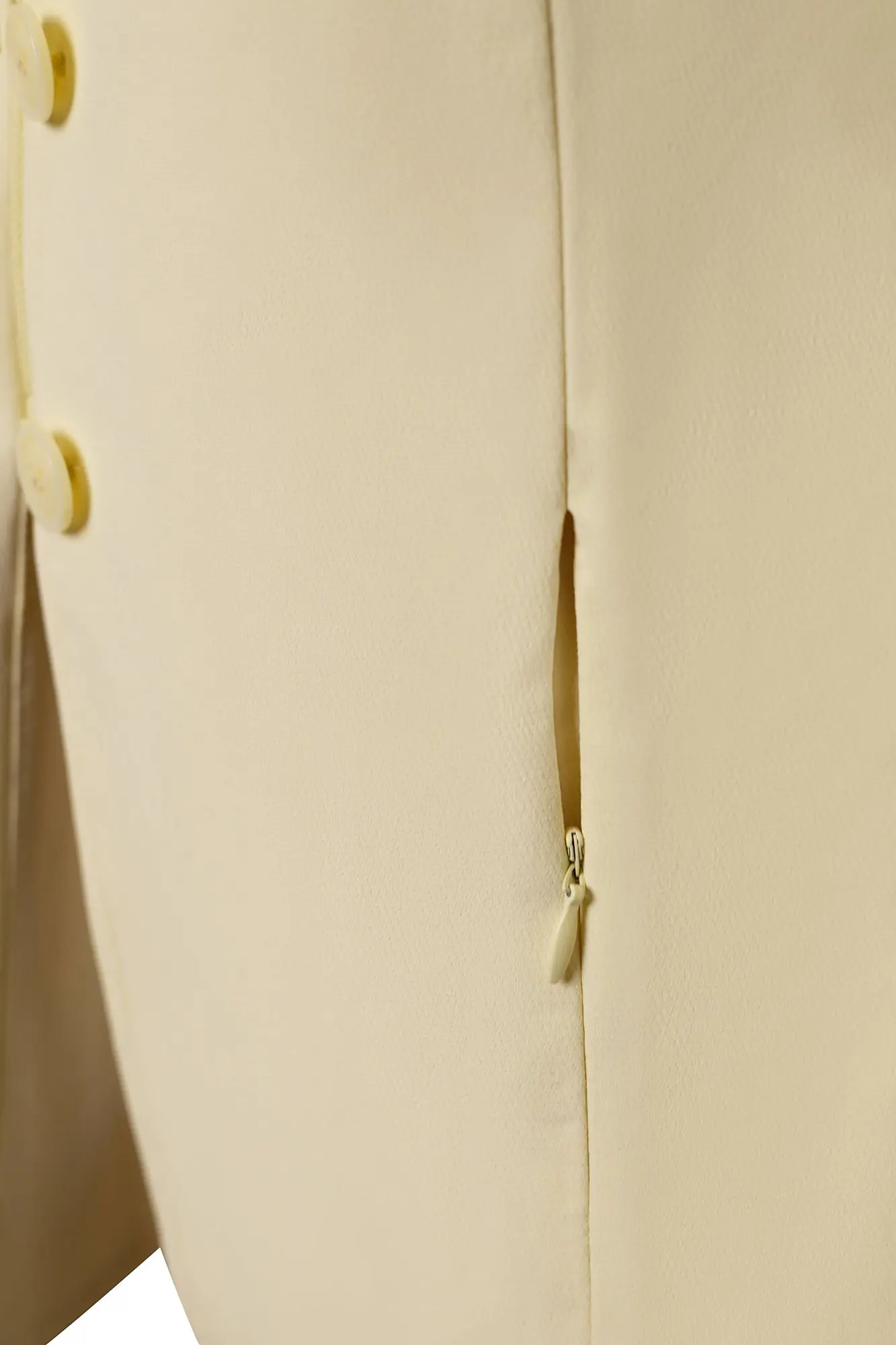 Grand Prix Quinn Show Jacket, 4 Button Front with Hidden Zipper Closure, Butter - Image 4